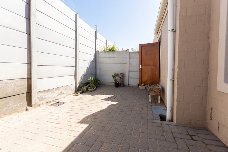 2 Bedroom Property for Sale in Riebeek West Western Cape